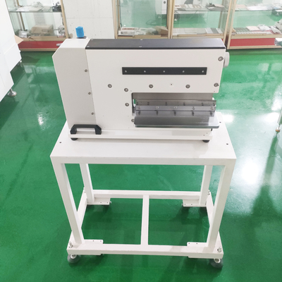 PWB della V-scanalatura che taglia il separatore ceramico del PWB del laser della macchina delle componenti automatiche del separatore